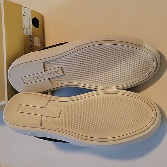 Brand New Authentic MICHAEL MICHAEL KORS Keaton Logo Slip-On Sneaker Size 6 - Picture 9 of 11